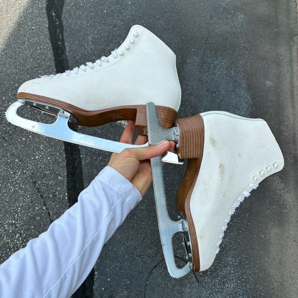 Riedell 117 White Leather Figure Ice Skates Wood Stacked Heel Women's Size 10